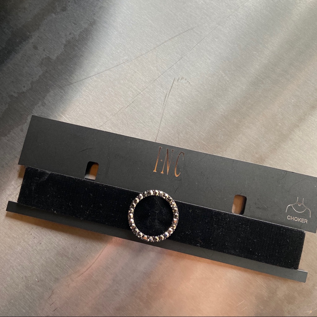Nwt: I.N.C Black Velvet Choker